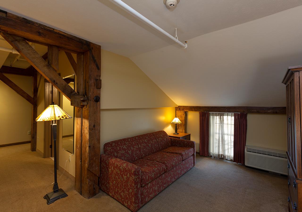 Baldwinsville The Red Mill Inn מראה חיצוני תמונה