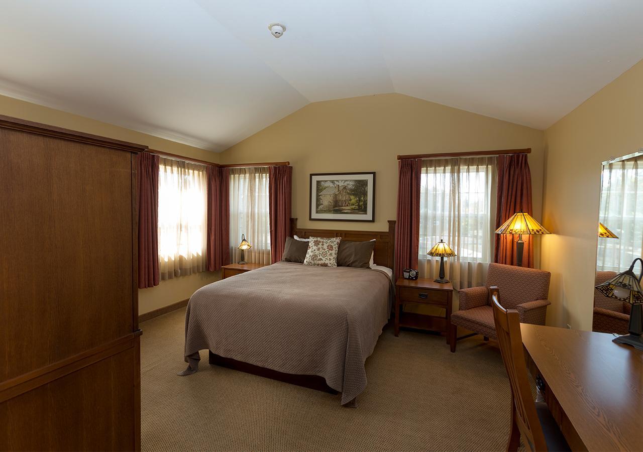 Baldwinsville The Red Mill Inn מראה חיצוני תמונה
